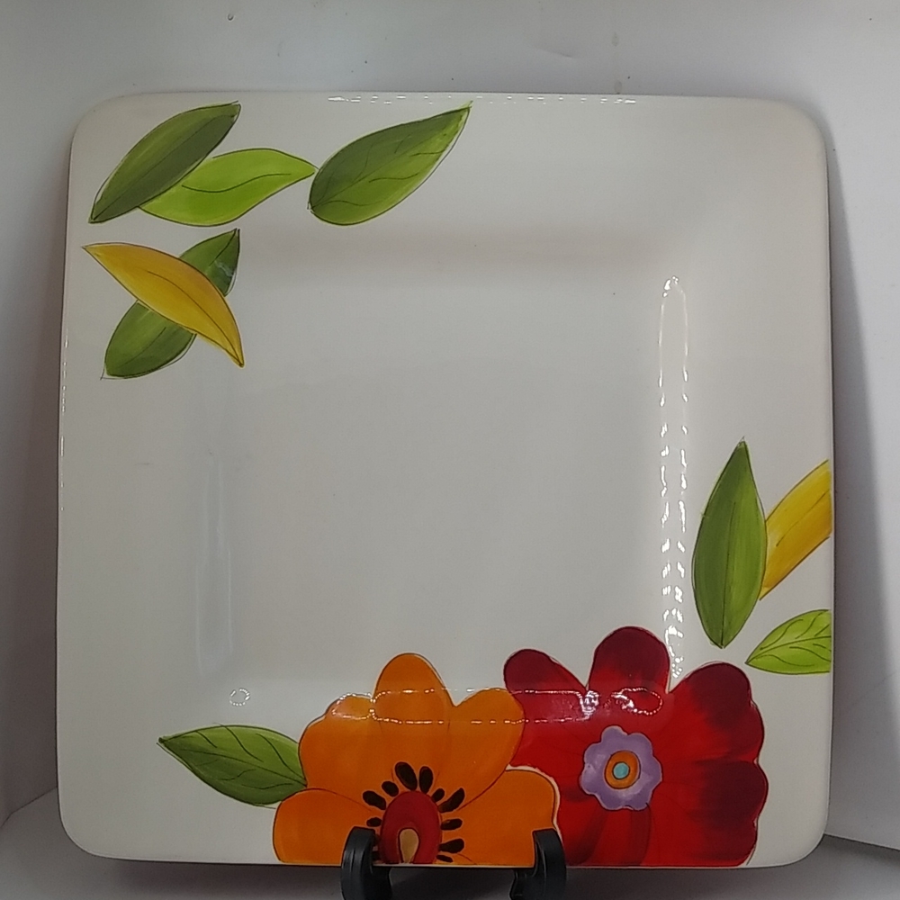 LAURIE GATES PLATTER